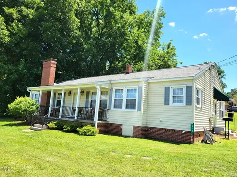 411 W Raleigh Street Siler City NC 27344