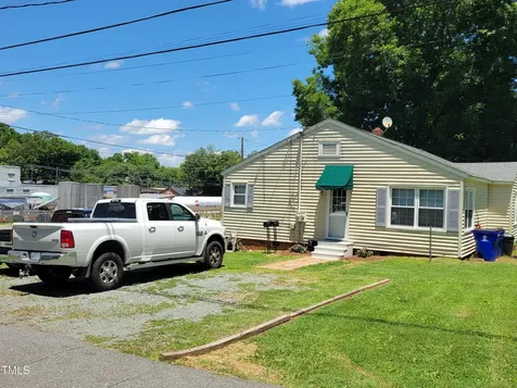 411 W Raleigh Street Siler City NC 27344