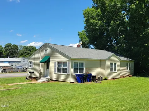411 W Raleigh Street Siler City NC 27344