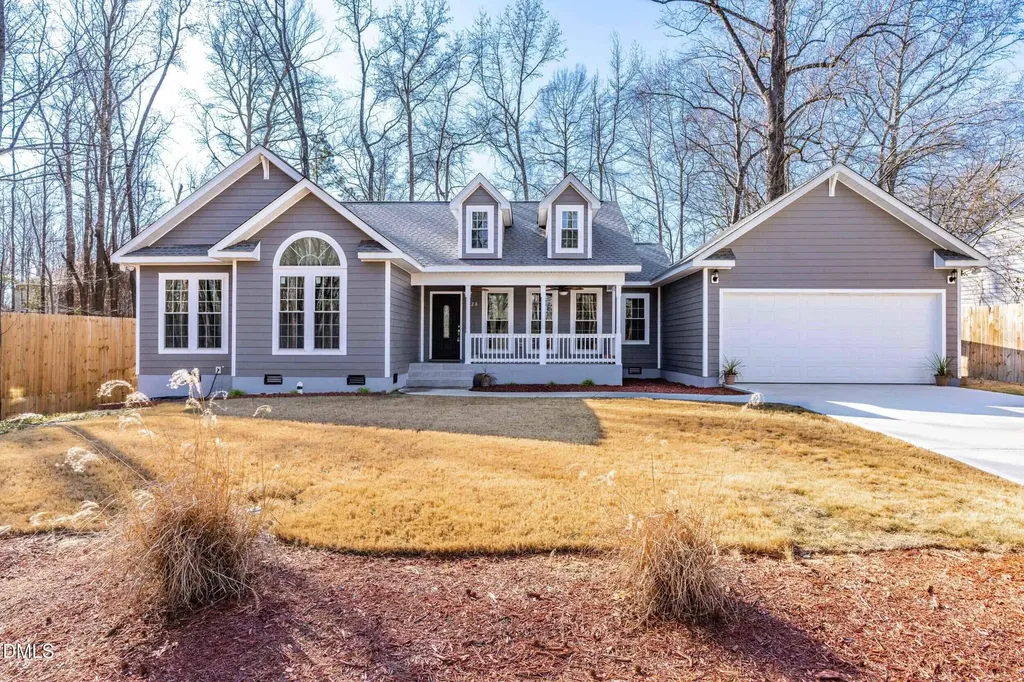 820 E Cardinal Drive Fuquay Varina NC 27526