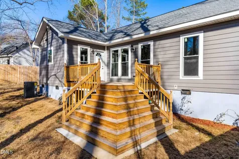 820 E Cardinal Drive Fuquay Varina NC 27526