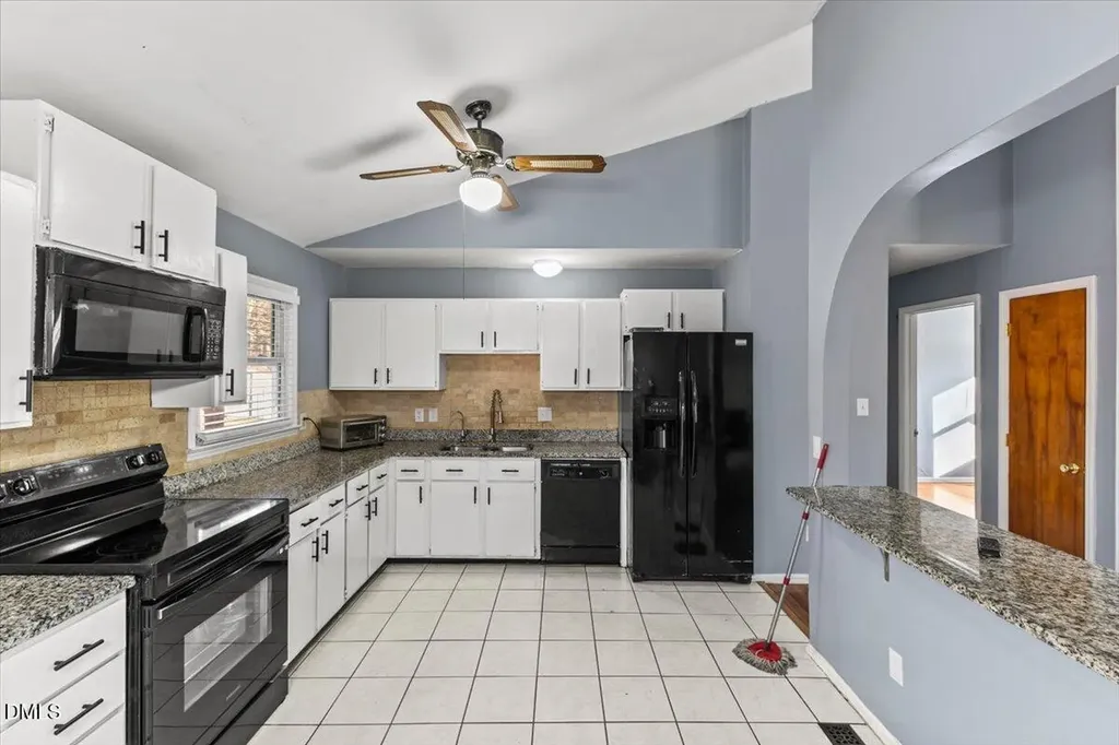 3612 Satellite Court Raleigh NC 27604