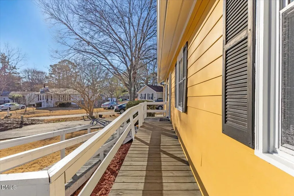 3612 Satellite Court Raleigh NC 27604