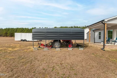 6056 Old Smithfield Road Spring Hope NC 27882