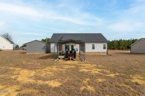 6056 Old Smithfield Road Spring Hope NC 27882