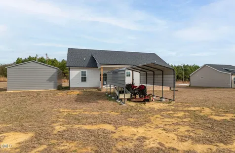 6056 Old Smithfield Road Spring Hope NC 27882