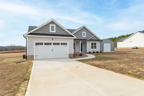 6056 Old Smithfield Road Spring Hope NC 27882