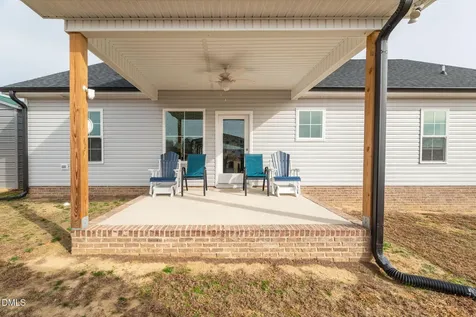 6056 Old Smithfield Road Spring Hope NC 27882
