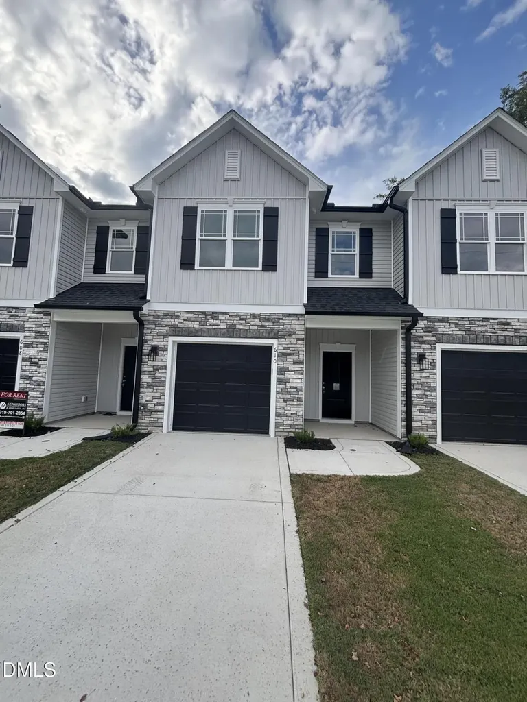610 S Blackmon Street Benson NC 27504