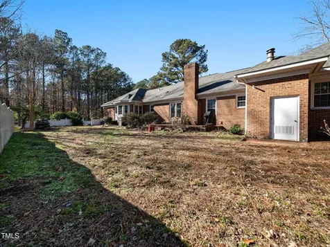 811 Baker Street Smithfield NC 27577