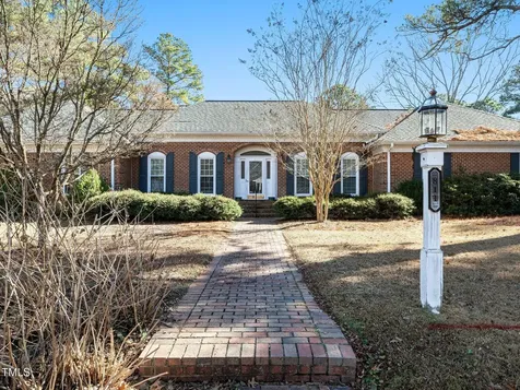 811 Baker Street Smithfield NC 27577