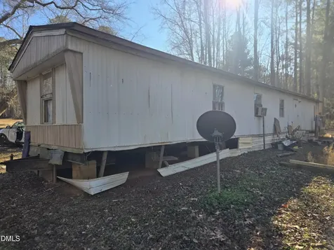 6782 Pinecrest Road Zebulon NC 27597
