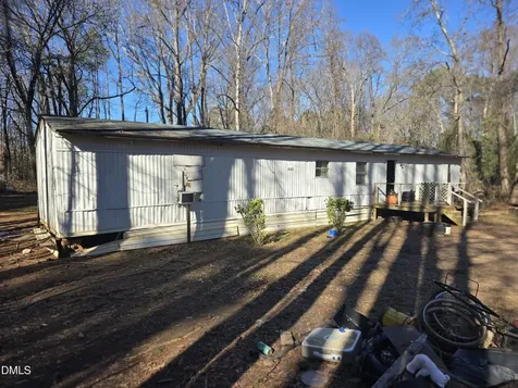 6782 Pinecrest Road Zebulon NC 27597
