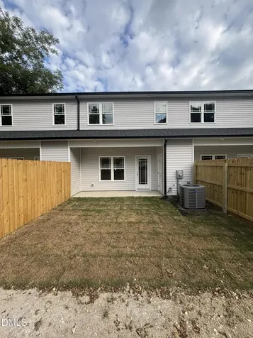 608 S Blackmon Street Benson NC 27504