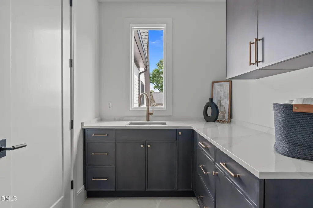 7917 S Bridgewater Court Raleigh NC 27615