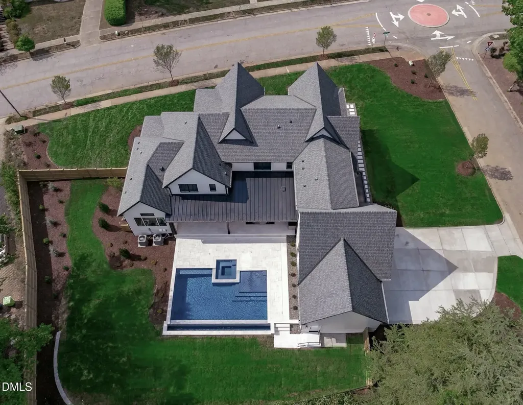 7917 S Bridgewater Court Raleigh NC 27615