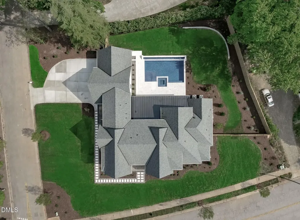 7917 S Bridgewater Court Raleigh NC 27615