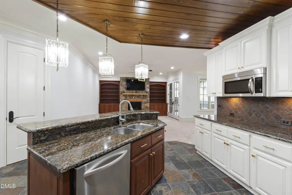 15508 Possum Track Road Raleigh NC 27614