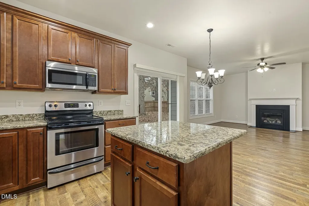 639 Ashe Lake Way Fuquay Varina NC 27526