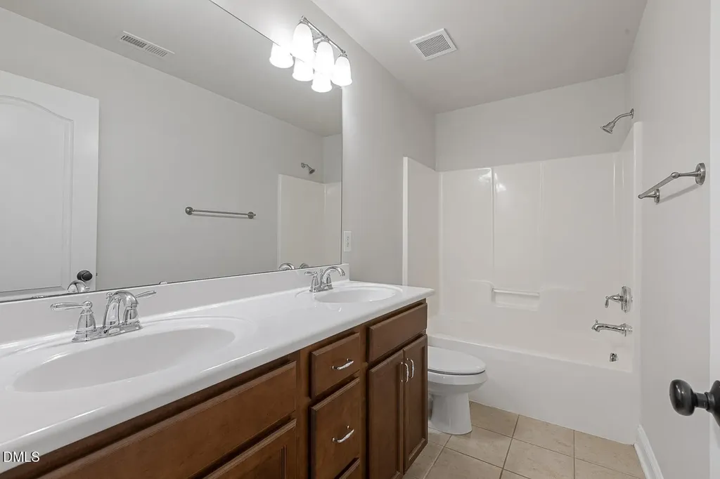 639 Ashe Lake Way Fuquay Varina NC 27526