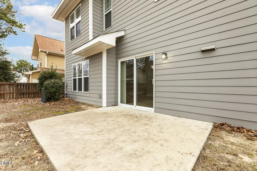 639 Ashe Lake Way Fuquay Varina NC 27526