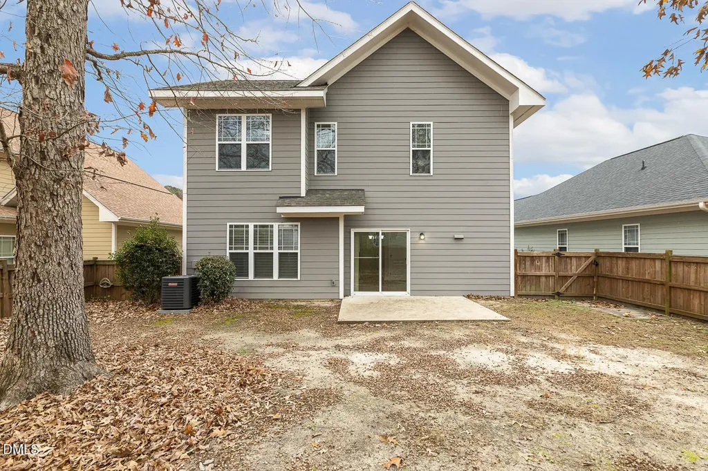 639 Ashe Lake Way Fuquay Varina NC 27526