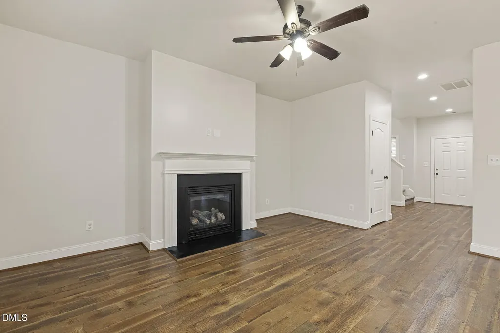 639 Ashe Lake Way Fuquay Varina NC 27526
