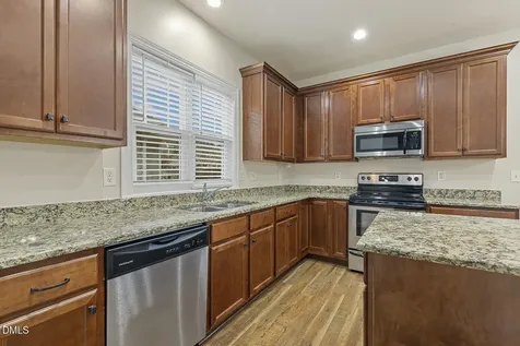 639 Ashe Lake Way Fuquay Varina NC 27526