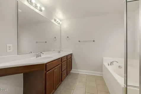 639 Ashe Lake Way Fuquay Varina NC 27526