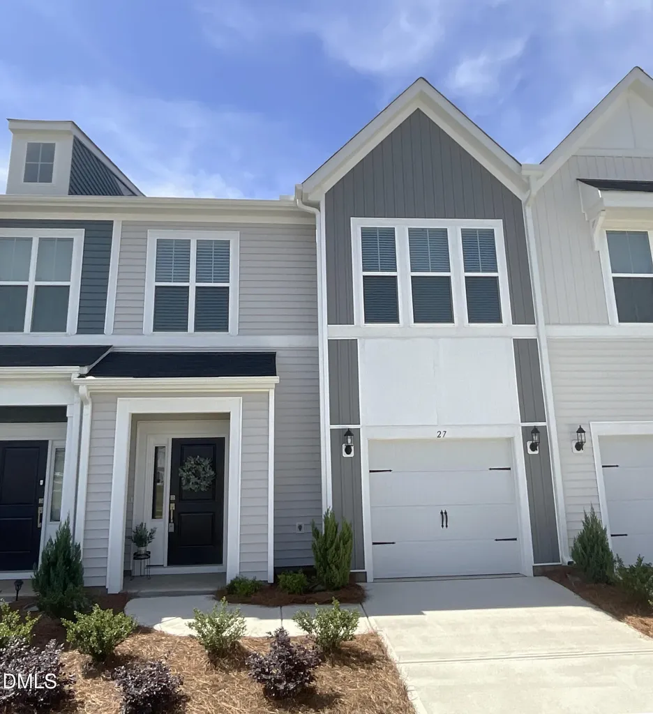 27 Pansy Park Clayton NC 27520
