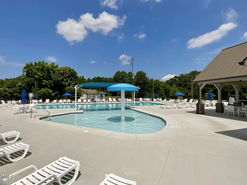 27 Pansy Park Clayton NC 27520