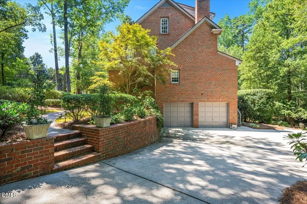 512 Hertford Street Raleigh NC 27609