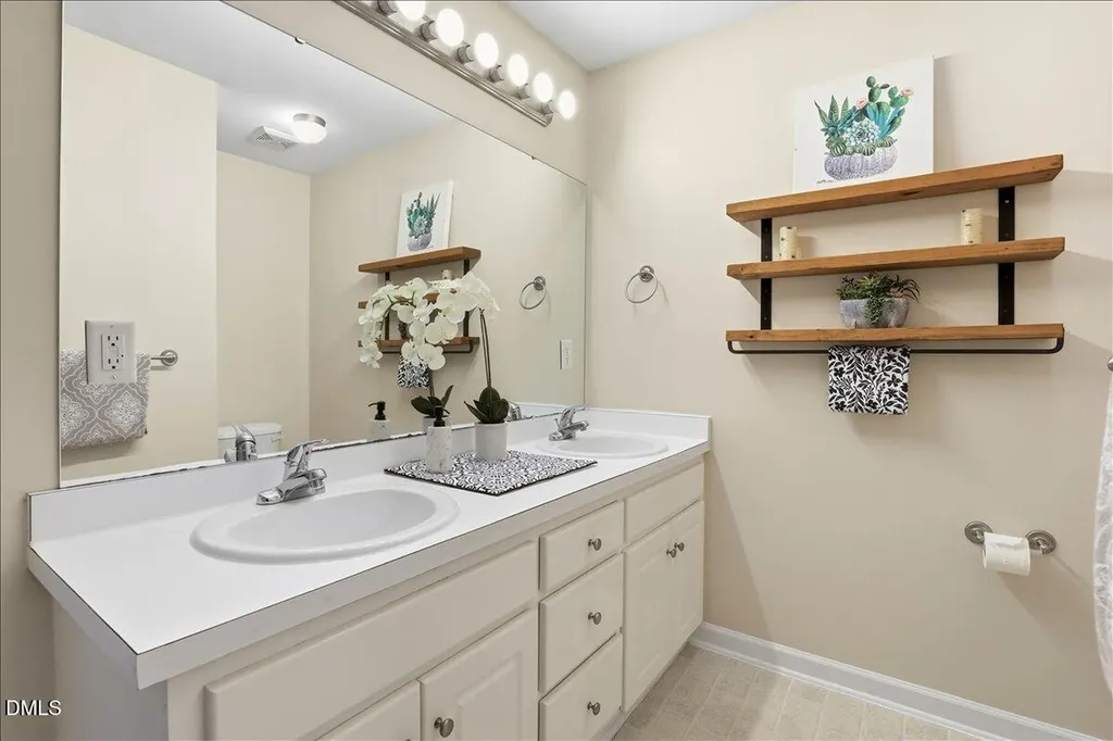 215 W Moss Creek Drive Clayton NC 27520