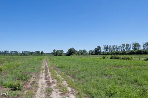 1 Nc Highway 33 Tarboro NC 27886