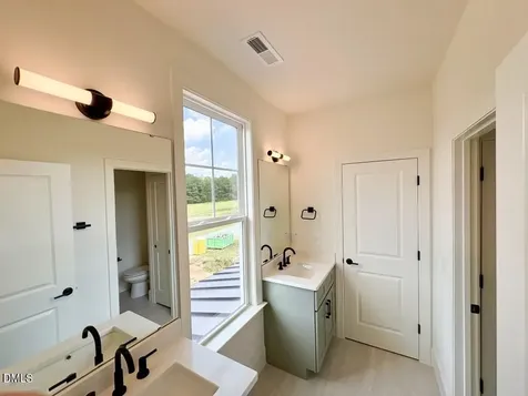 160 Broadleaf Lane Youngsville NC 27596