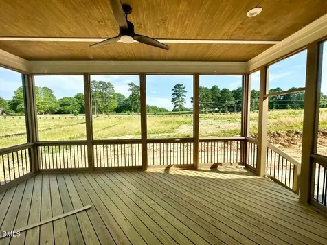 160 Broadleaf Lane Youngsville NC 27596