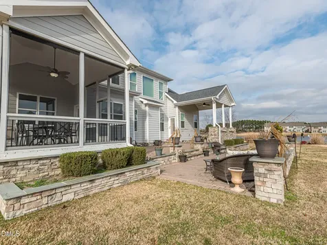 1015 Black River Drive Zebulon NC 27597