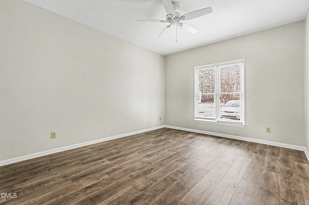 3706 Carnegie Lane Raleigh NC 27612