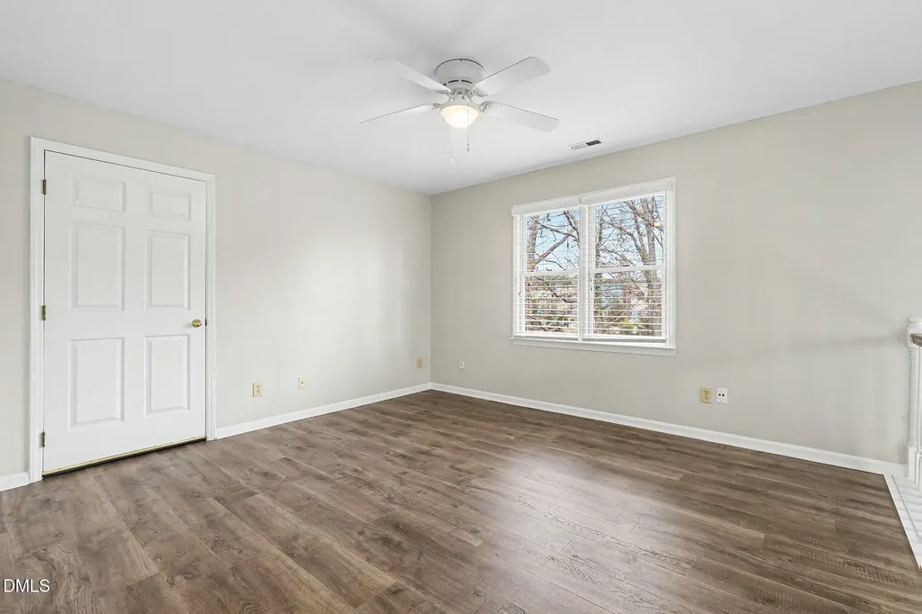 3706 Carnegie Lane Raleigh NC 27612