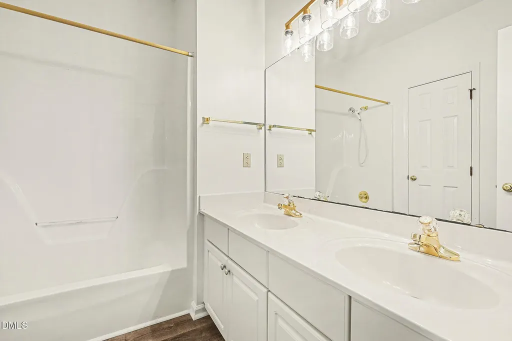 3706 Carnegie Lane Raleigh NC 27612