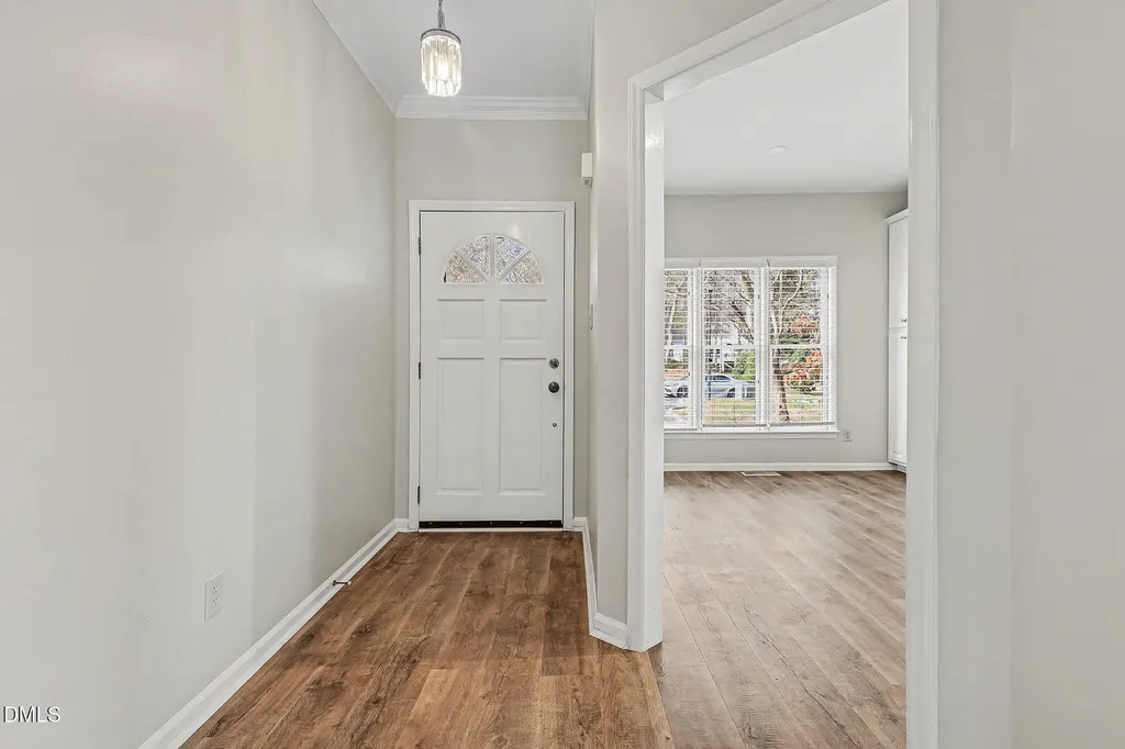 3706 Carnegie Lane Raleigh NC 27612