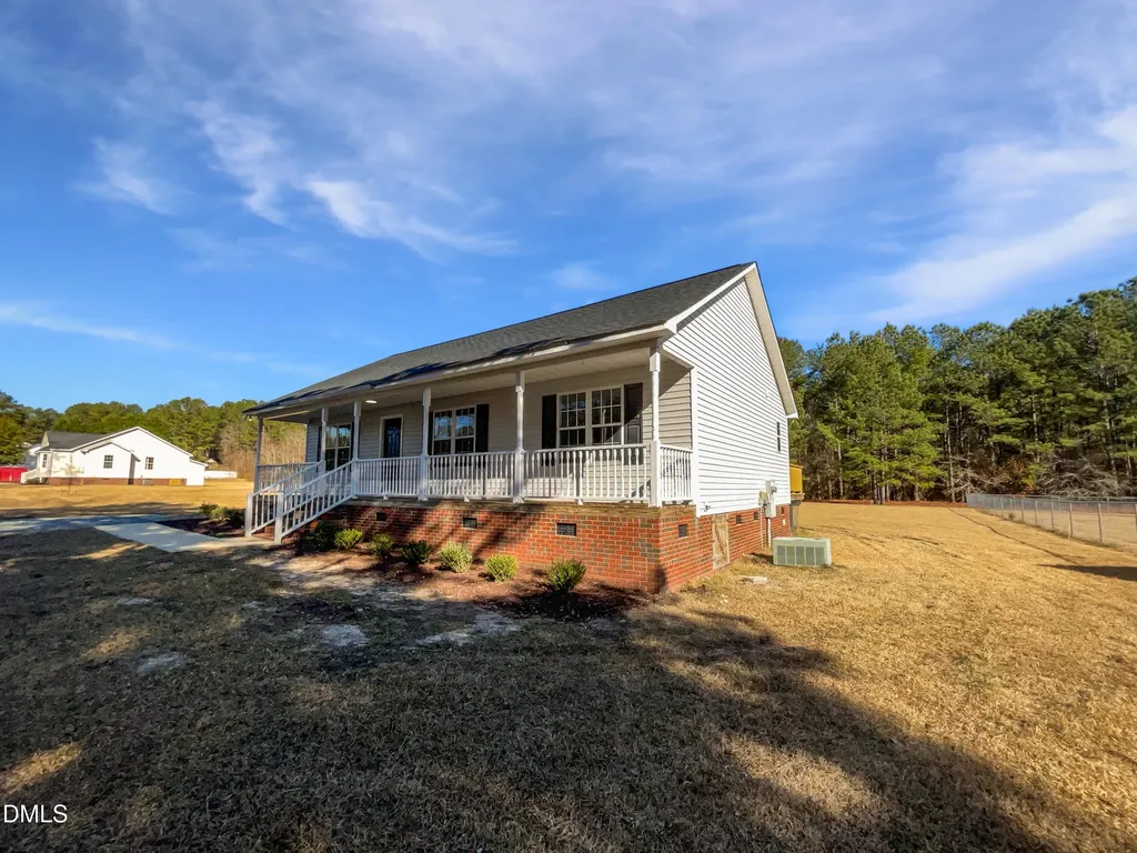 165 Sommerset Drive Clayton NC 27520