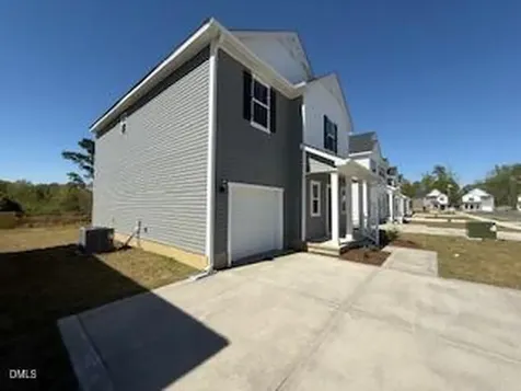 79 Stout Landing Dunn NC 28334