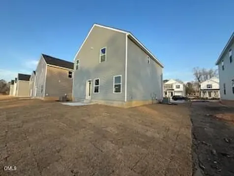 51 Stout Landing Dunn NC 28334