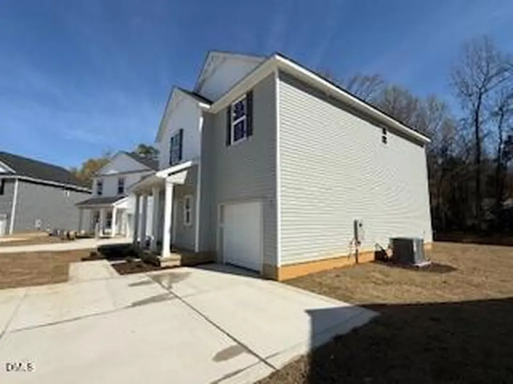 138 Stout Landing Dunn NC 28334