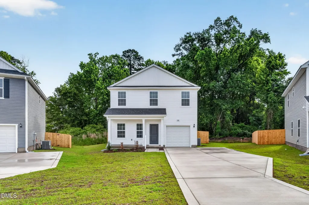 144 Stout Landing Dunn NC 28334