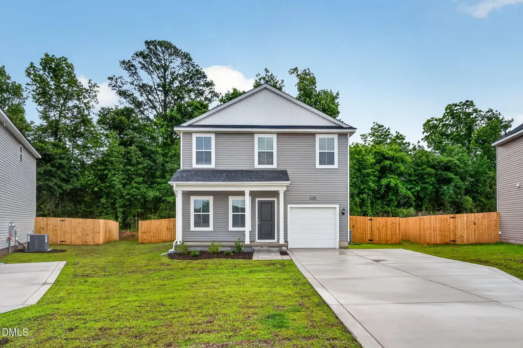 134 Stout Landing Dunn NC 28334