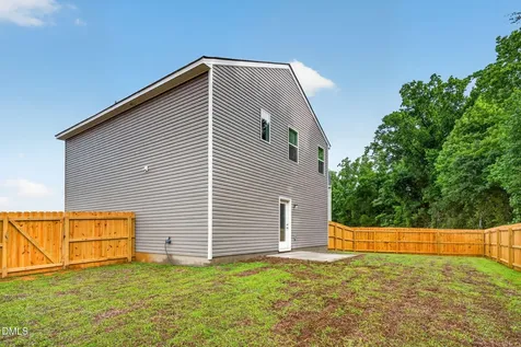 134 Stout Landing Dunn NC 28334
