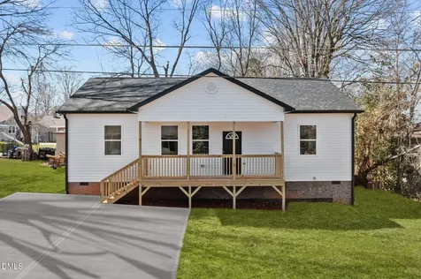 704 North Street Graham NC 27253