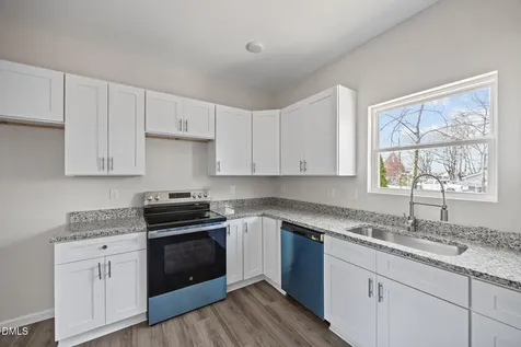 704 North Street Graham NC 27253